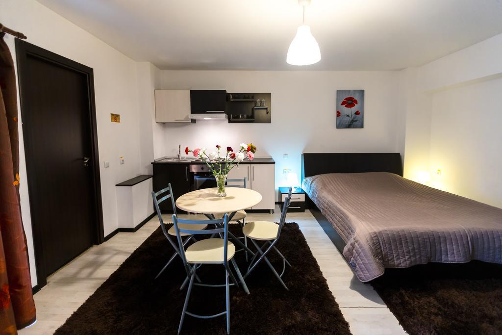 Il Primo Apartments Iasi Bagian luar foto