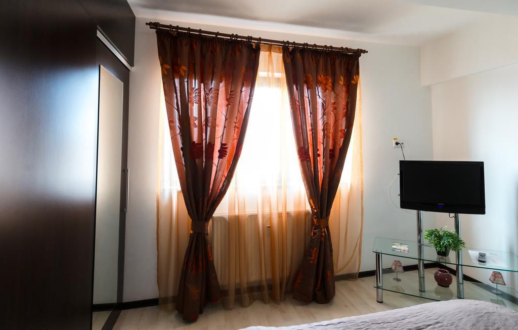 Il Primo Apartments Iasi Bagian luar foto
