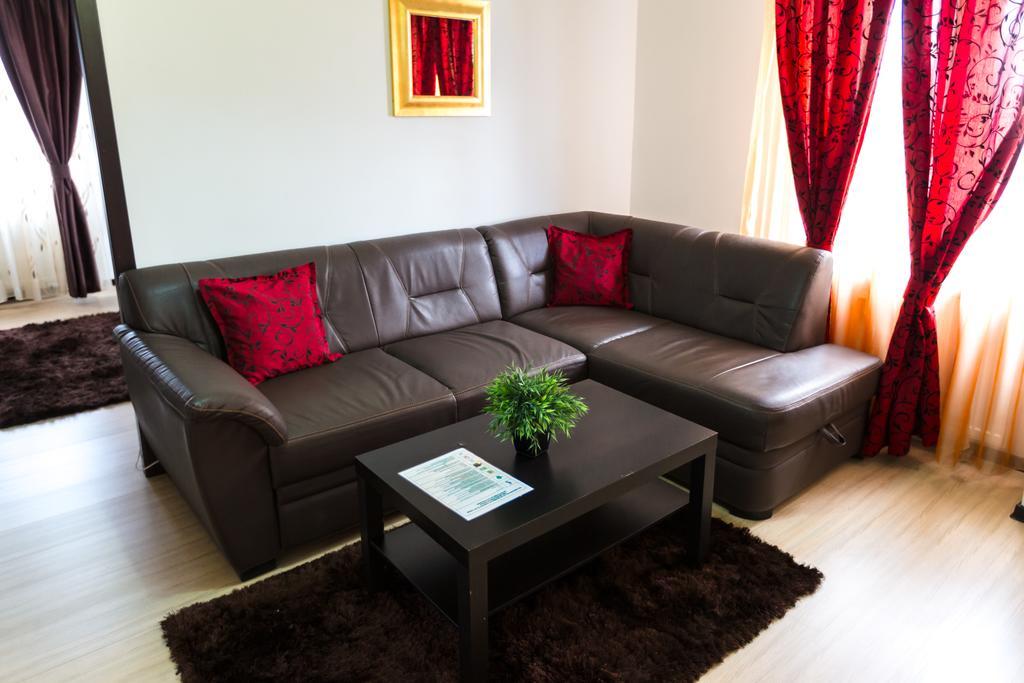 Il Primo Apartments Iasi Bagian luar foto