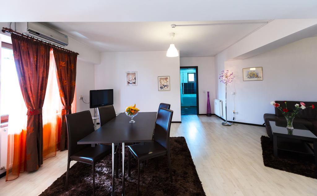 Il Primo Apartments Iasi Bagian luar foto