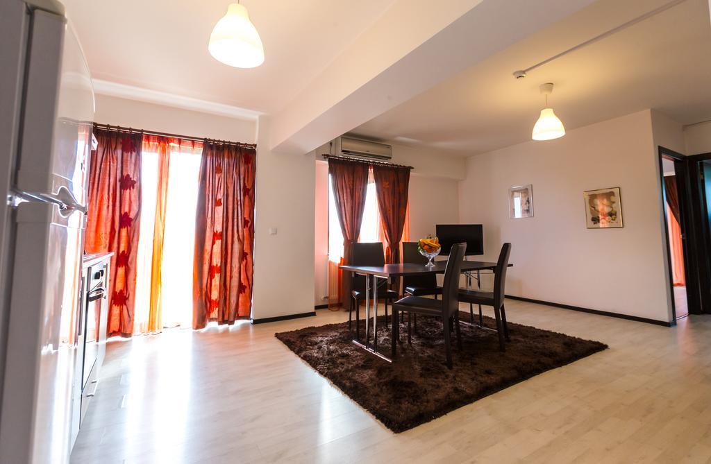 Il Primo Apartments Iasi Bagian luar foto