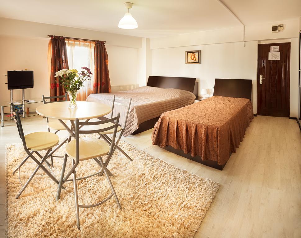 Il Primo Apartments Iasi Bagian luar foto
