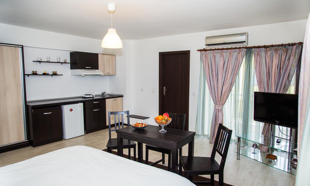 Il Primo Apartments Iasi Bagian luar foto